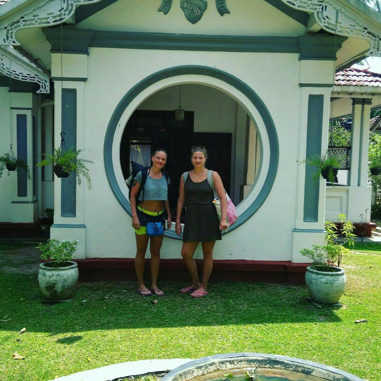 Hewittes Cottage Weligama Exteriör bild